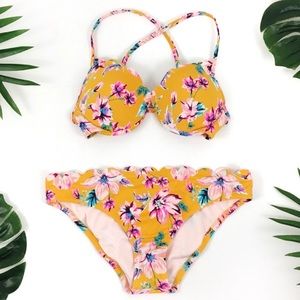 NWOT Shade & Shore Bikini Set